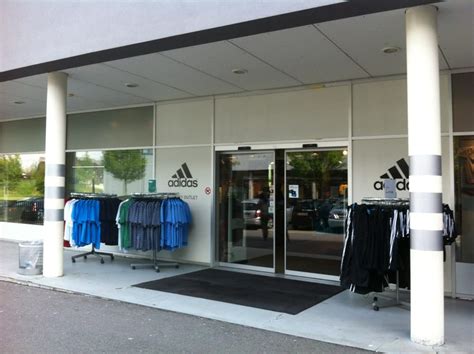 Adidas Outlet in Cham